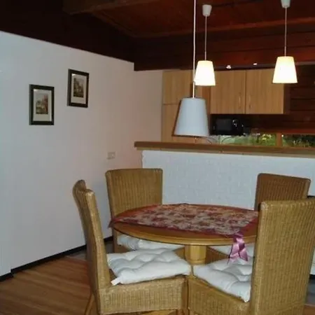 Eifelcottage Rehwiese Casa vacanze Ulmen